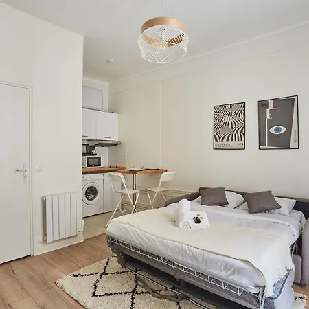Tour Eiffel By Prestige Apartment *